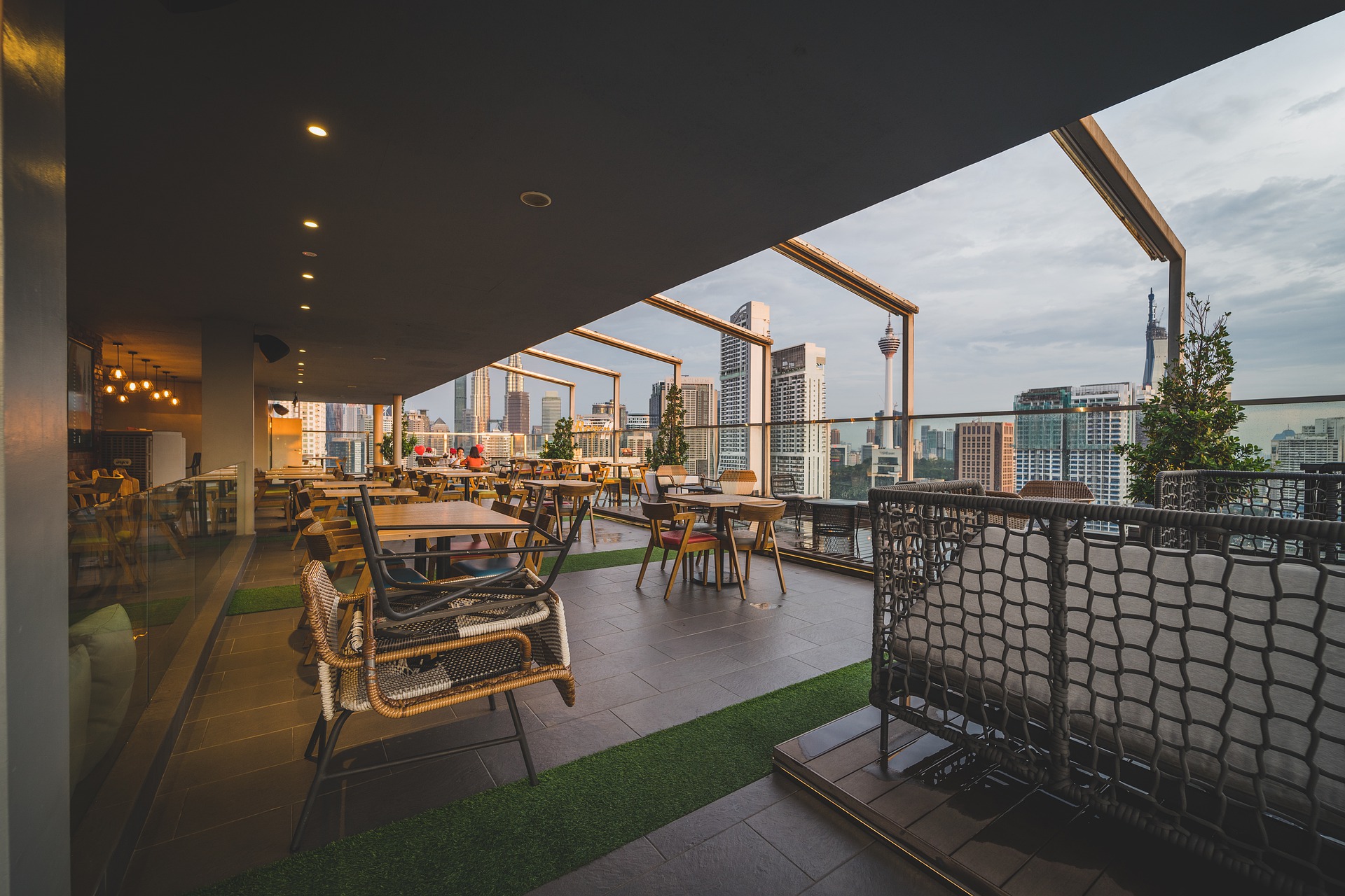 17 Amazing Rooftop Bars To Enjoy In And Around Atlanta - Ramble Atlanta